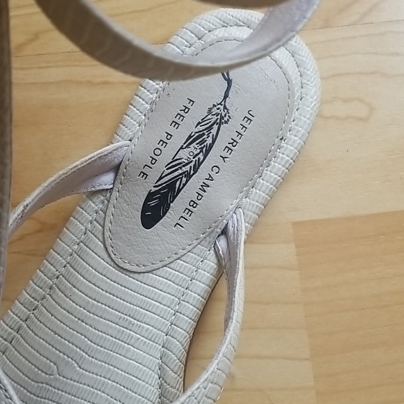 FP snake pattern, wrape around flat sandals - Picture 3 of 6